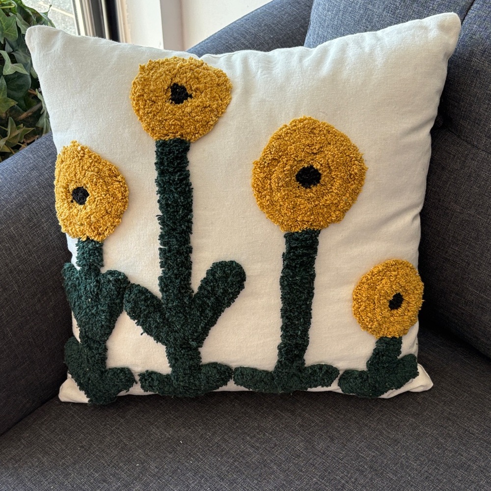 Floral Accent Pillow with insert